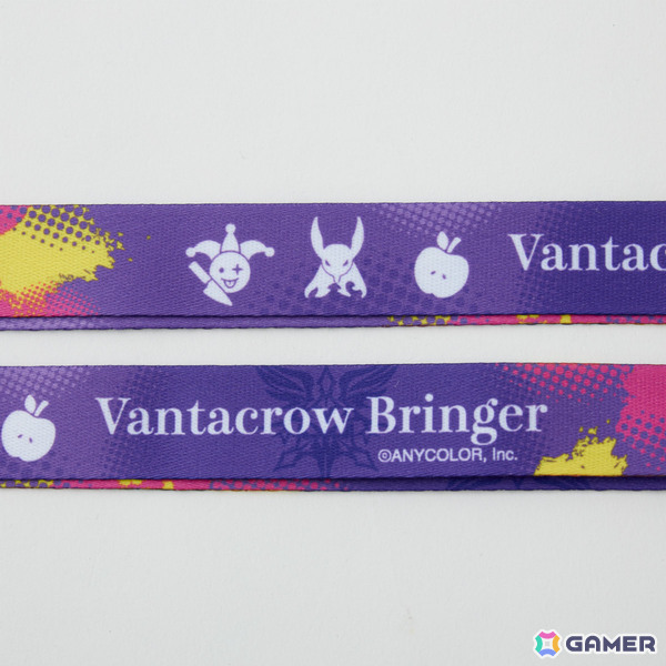 NIJISANJI EN所属ユニット・KrisisとSuperGroupiesのコラボグッズが登場！3人をモチーフにしたバッグや腕時計など全13種がラインナップの画像