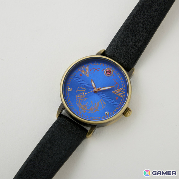 NIJISANJI EN所属ユニット・KrisisとSuperGroupiesのコラボグッズが登場！3人をモチーフにしたバッグや腕時計など全13種がラインナップの画像