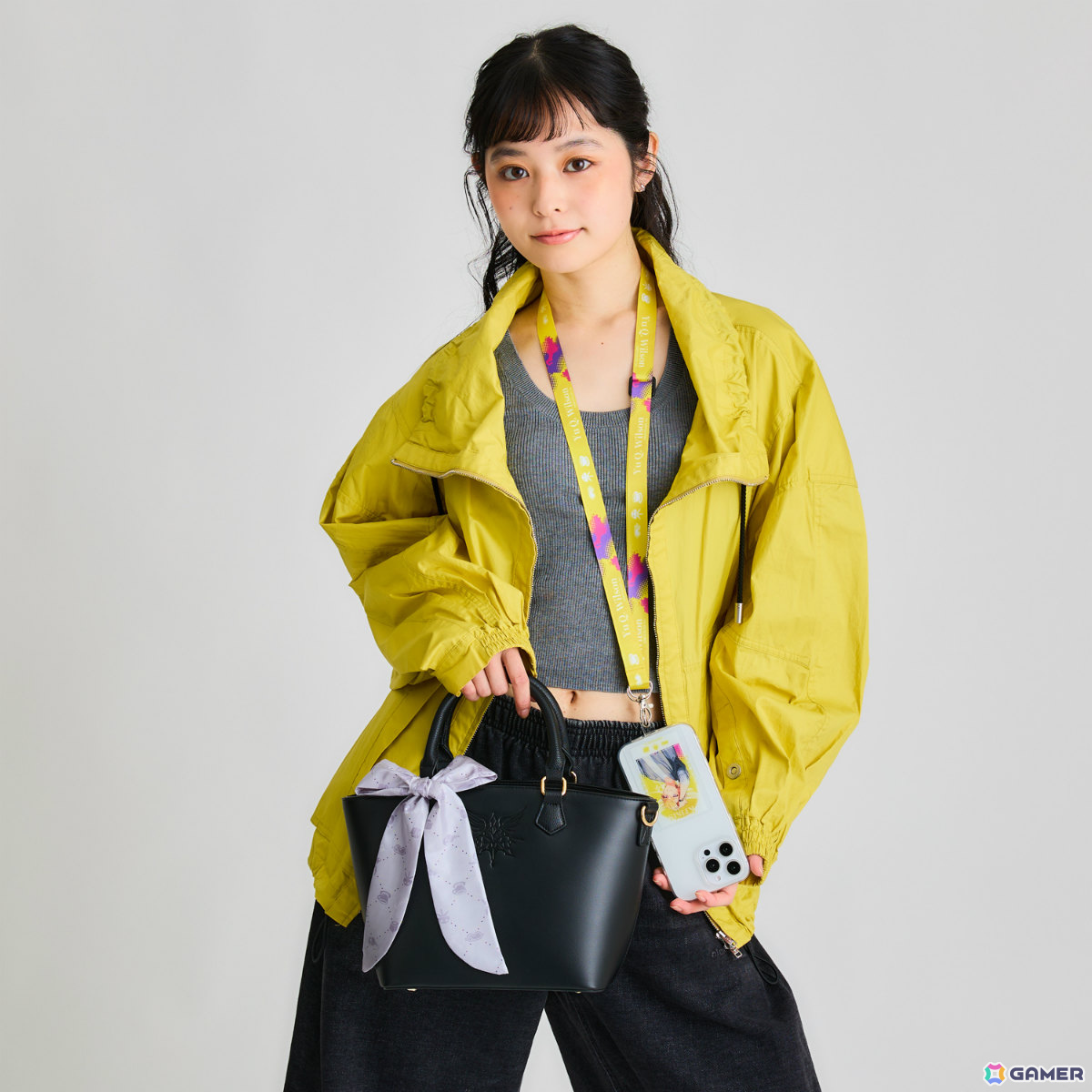 NIJISANJI EN所属ユニット・KrisisとSuperGroupiesのコラボグッズが登場！3人をモチーフにしたバッグや腕時計など全13種がラインナップの画像56