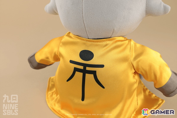 Fangamer Japanにて「九日ナインソール」と「Hollow Knight: Silksong」のグッズ取り扱いが開始！Tシャツやぬいぐるみなどがラインナップの画像