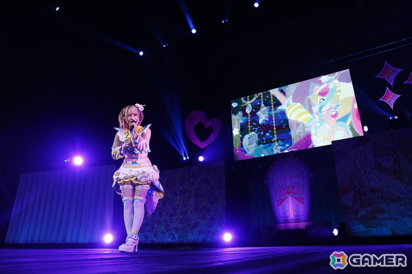 「ひみつのアイプリ×キラッとプリ☆チャン プリ♡プリライブ」レポート：“にらめっこ世界大会”で優勝した桃山みらいが凱旋の画像6