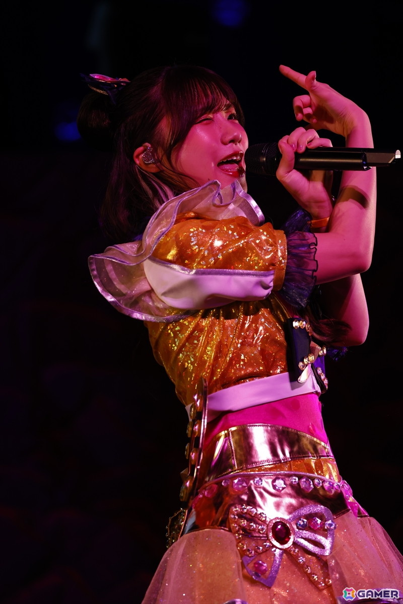 「ひみつのアイプリ×キラッとプリ☆チャン プリ♡プリライブ」レポート：“にらめっこ世界大会”で優勝した桃山みらいが凱旋の画像