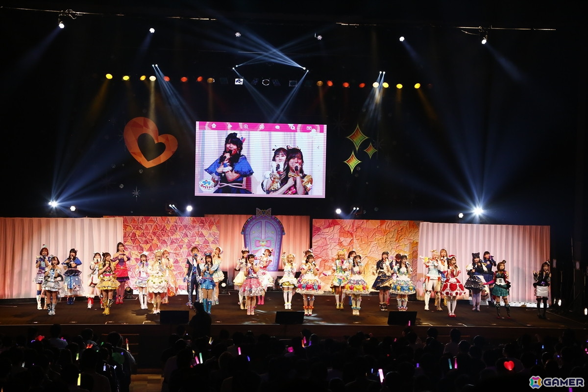 「ひみつのアイプリ×キラッとプリ☆チャン プリ♡プリライブ」レポート：“にらめっこ世界大会”で優勝した桃山みらいが凱旋の画像