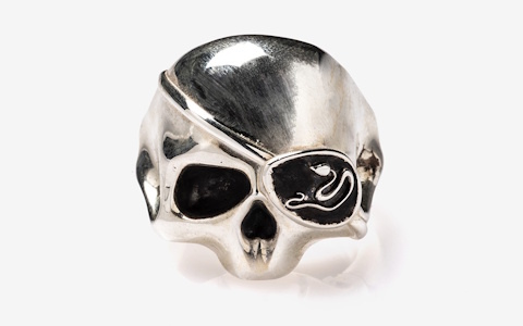 「龍が如く」とジュエリーブランド「OX JEWELRy」のコラボジュエリー3種の予約受付が開始！桐生、春日、真島モチーフのデザインに注目