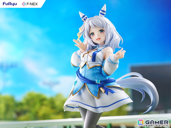 「ウマ娘 プリティーダービー」よりヒシミラクルの1/7スケールフィギュアが登場！足元の台座にはレース場を彷彿とさせる“芝生”素材を採用の画像4