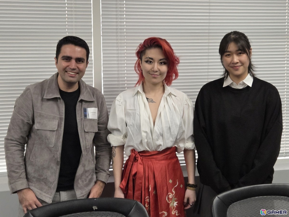 声優のKerem氏、Fareeha氏、シニア・ナラティブデザイナーのJoshi Zhang氏