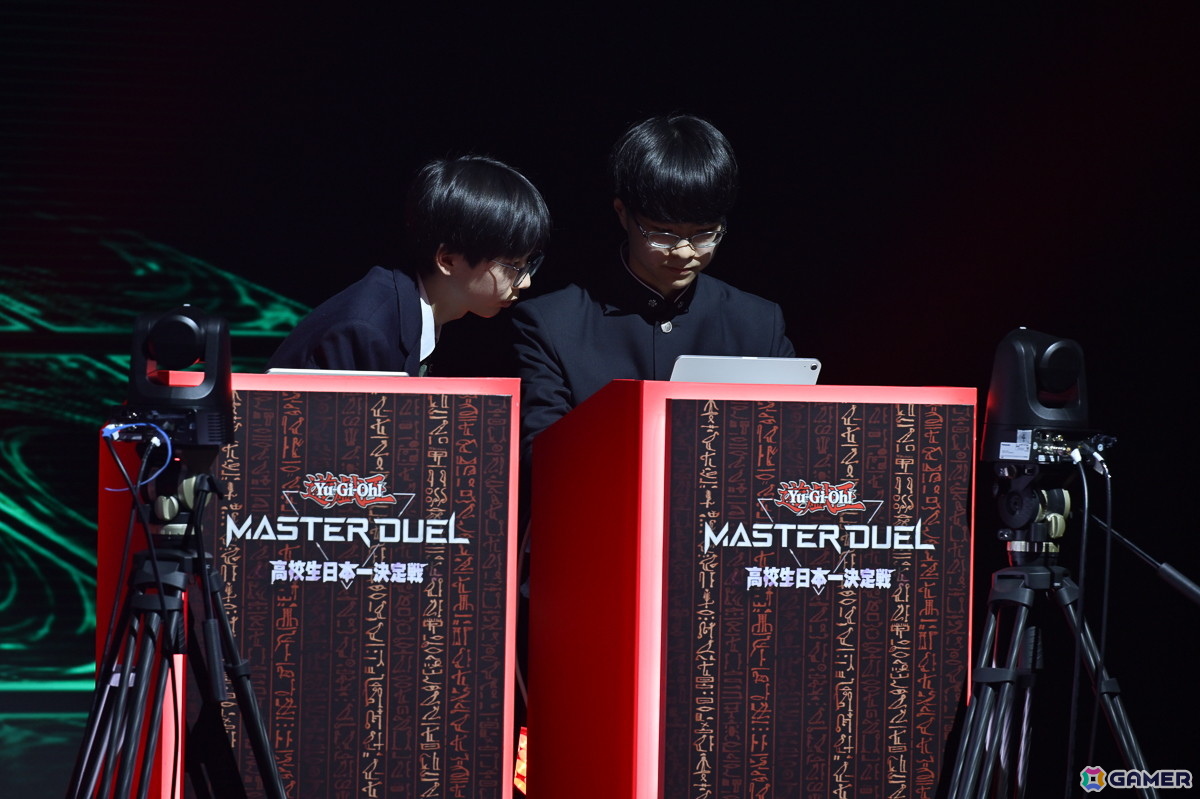 「遊戯王 マスターデュエル」高校生日本一決定戦レポート&制作ディレクター・荒井氏インタビュー!高校生日本一の称号を手にしたのは「@イグニ☆'S」のイチョット選手&チーズ選手の画像