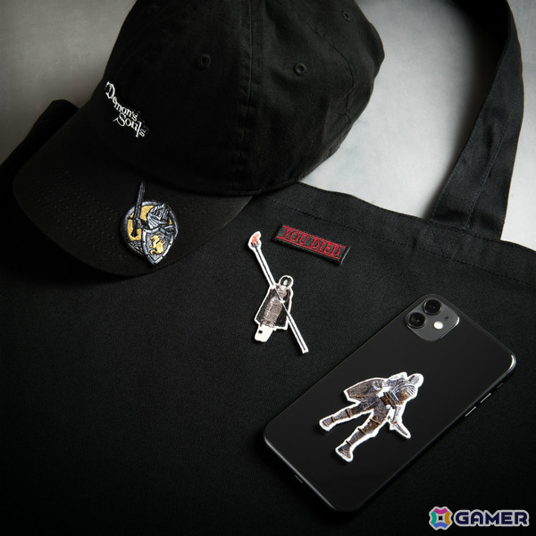 「Demon's Souls」主人公と火防女の刺繍ステッカーや「YOU DIED」マスキングテープが発売！EC購入特典としてオリジナルステッカーも登場の画像4
