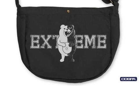 「ダンガンロンパ」スケッチテイストのモノクマがポイントのニュースペーパーバッグ、アートTシャツなどが登場！