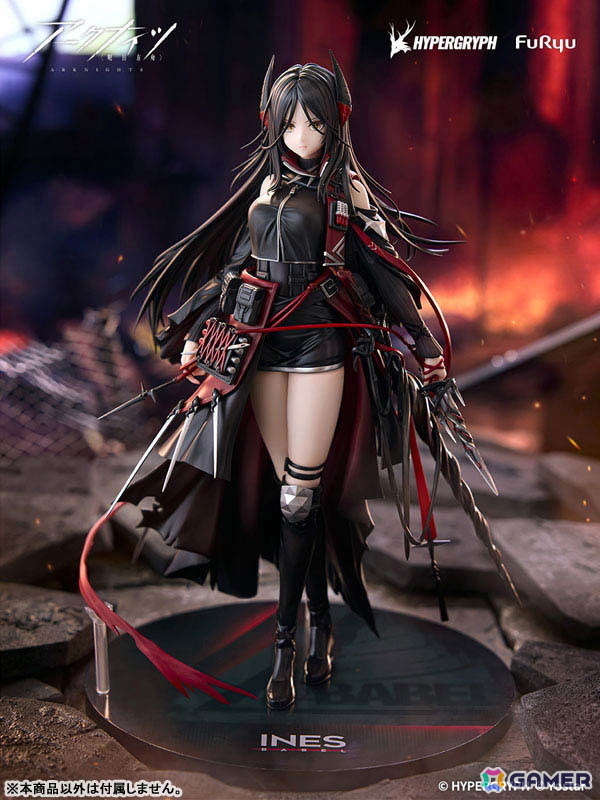 「アークナイツ」より「イネス」を原作イラストそのままに立体化！衣装は質感の再現を重視し、武器は塗装にもこだわり重量を感じさせる仕上がりにの画像