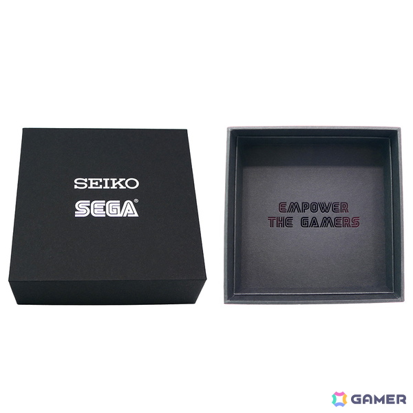 セガ65周年を記念したセイコーのコラボウオッチの予約受付がスタート！ブラックとシルバーの2色展開、ソニックなどが取り入れられたデザインに注目の画像