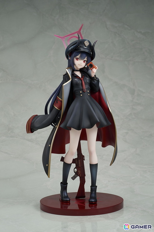 「ブルアカ」よりチアキが1/7スケールフィギュアとなって登場！カメラを片手にふと見せる柔らかな微笑みや立ち姿を表現の画像1