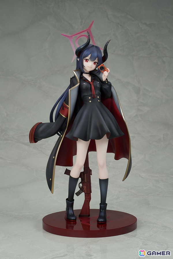「ブルアカ」よりチアキが1/7スケールフィギュアとなって登場！カメラを片手にふと見せる柔らかな微笑みや立ち姿を表現の画像10