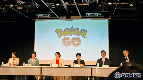 5月29日より開催される「Pokémon GO」のリアルイベント「Pokémon GO Fest：東京」合同記者発表会をレポート！発表会ではゲームに興じる小池都知事の姿もの画像6