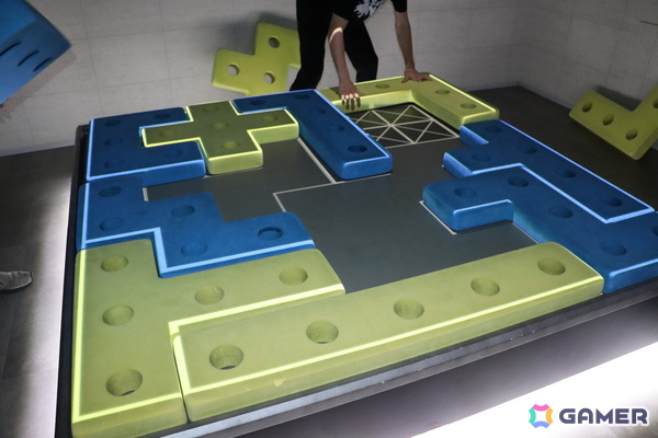 アニメ「グノーシア」×「ダンジョン∞スパイラル」コラボを体験！ボイス付きのセツとLeViらキャラクターたちの登場によって世界に没入できる体験型アトラクションの画像