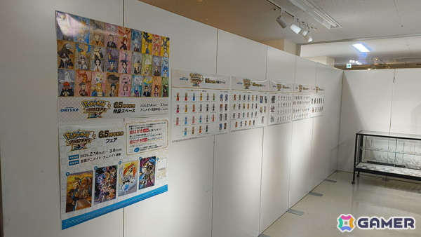 「『ポケモンマスターズ EX』6.5周年記念特設スペース」の事前内覧会をレポート！歴代のトレーナーとポケモンたちのスタンディパネルが圧巻、記念グッズの販売もの画像25
