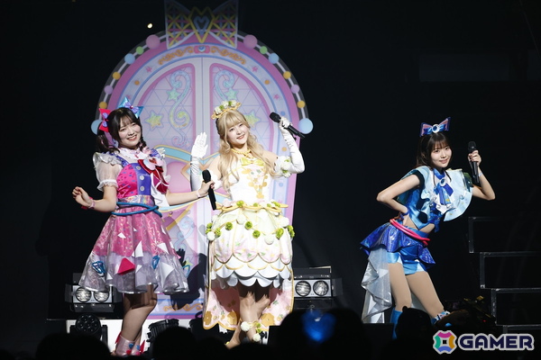 「ひみつのアイプリ Ring Ring LIVE in TOKYO」イベントレポートが到着！みつきからひまりへ“お手紙”のプレゼントもの画像3