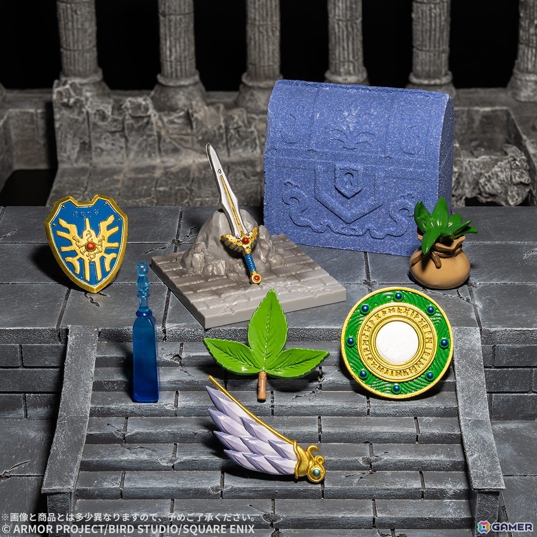 「ドラゴンクエスト」シリーズのびっくらたまごが初登場!宝箱型の入浴剤からロトのつるぎややくそうが出現の画像