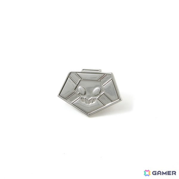 アニメ「BLEACH 千年血戦篇」黒崎一護と平子真子をイメージしたアウターやバッグなど4アイテムが登場!斬月を使用した特別写真も公開の画像