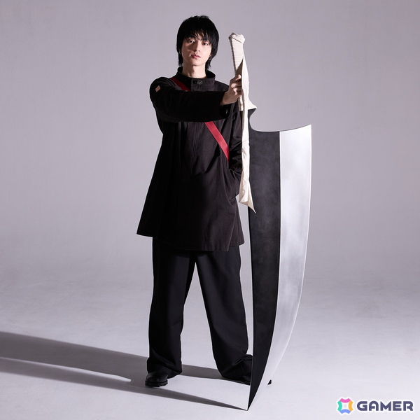 アニメ「BLEACH 千年血戦篇」黒崎一護と平子真子をイメージしたアウターやバッグなど4アイテムが登場！斬月を使用した特別写真も公開の画像17