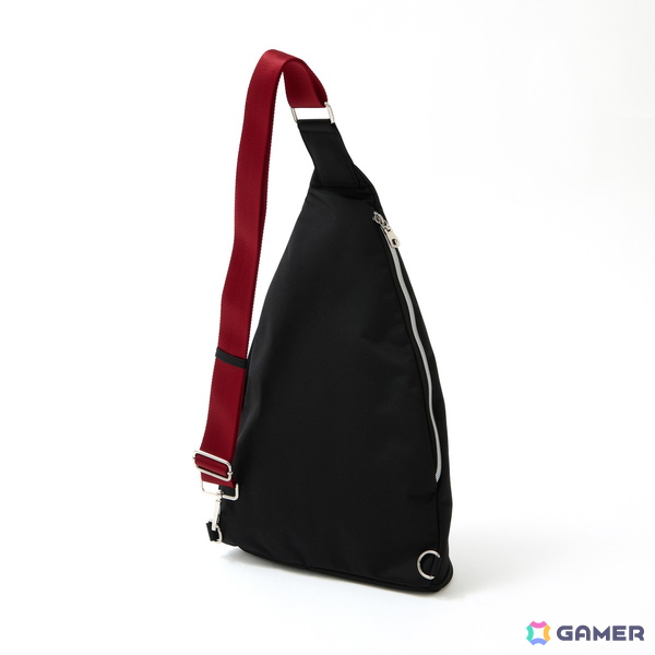 アニメ「BLEACH 千年血戦篇」黒崎一護と平子真子をイメージしたアウターやバッグなど4アイテムが登場!斬月を使用した特別写真も公開の画像