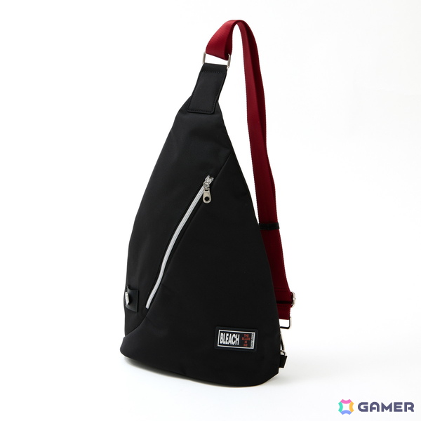 アニメ「BLEACH 千年血戦篇」黒崎一護と平子真子をイメージしたアウターやバッグなど4アイテムが登場!斬月を使用した特別写真も公開の画像