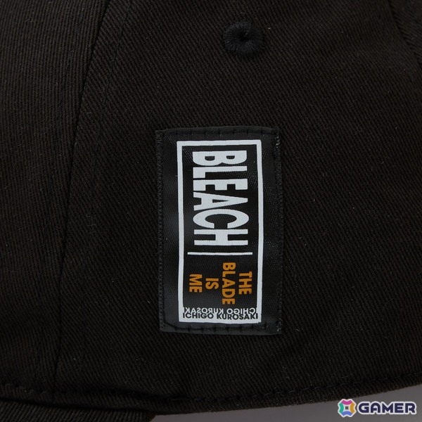 アニメ「BLEACH 千年血戦篇」黒崎一護と平子真子をイメージしたアウターやバッグなど4アイテムが登場!斬月を使用した特別写真も公開の画像