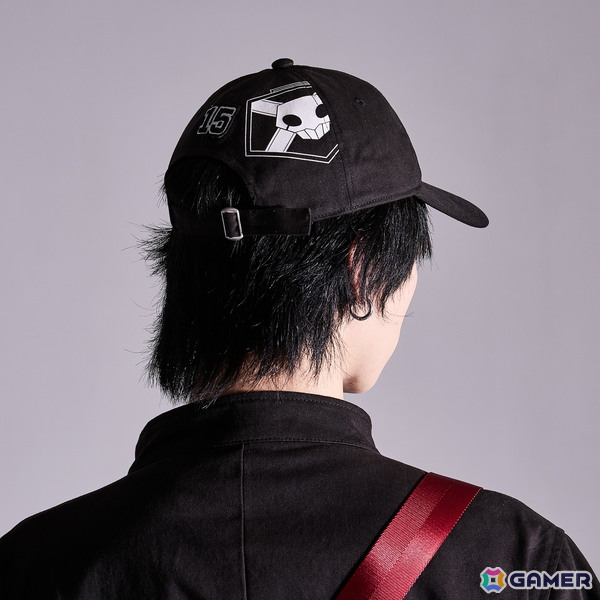 アニメ「BLEACH 千年血戦篇」黒崎一護と平子真子をイメージしたアウターやバッグなど4アイテムが登場!斬月を使用した特別写真も公開の画像