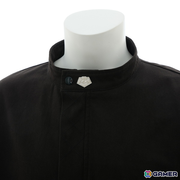 アニメ「BLEACH 千年血戦篇」黒崎一護と平子真子をイメージしたアウターやバッグなど4アイテムが登場!斬月を使用した特別写真も公開の画像