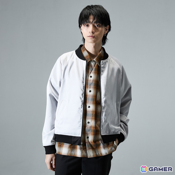 アニメ「BLEACH 千年血戦篇」黒崎一護と平子真子をイメージしたアウターやバッグなど4アイテムが登場!斬月を使用した特別写真も公開の画像