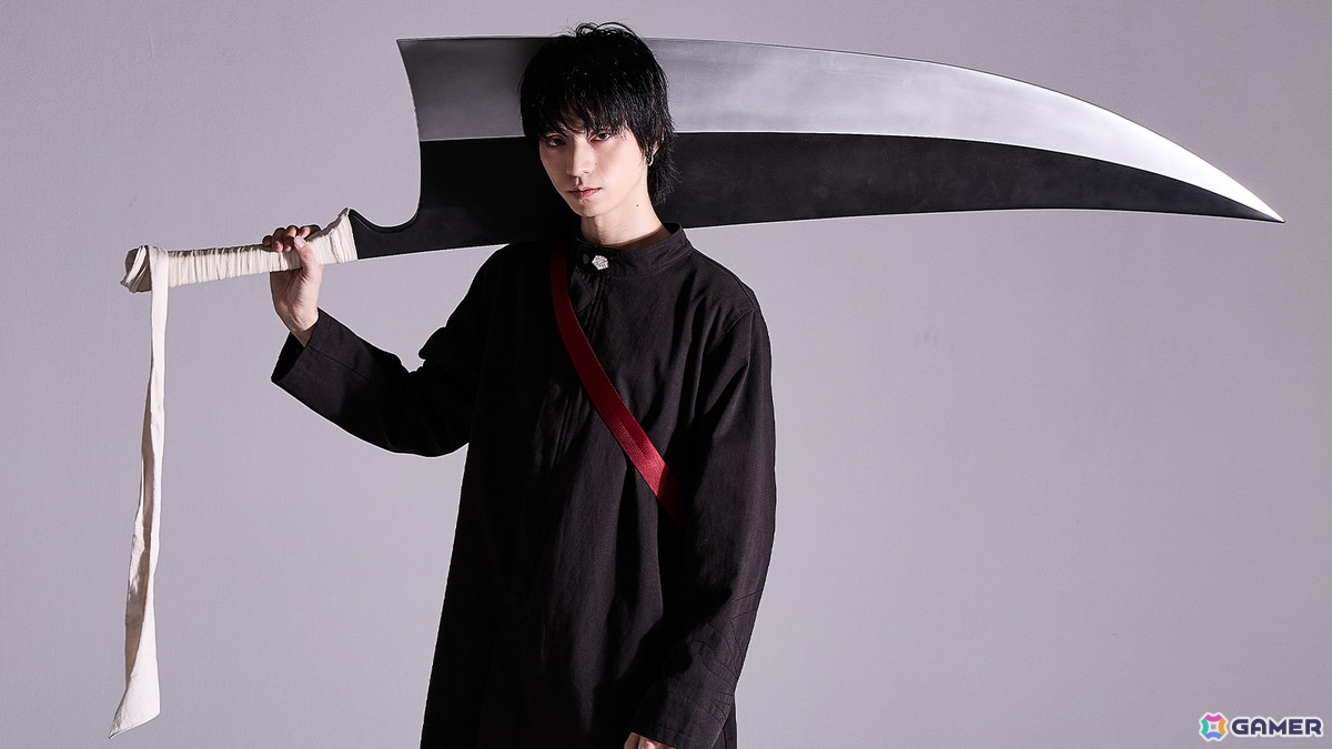 アニメ「BLEACH 千年血戦篇」黒崎一護と平子真子をイメージしたアウターやバッグなど4アイテムが登場!斬月を使用した特別写真も公開の画像