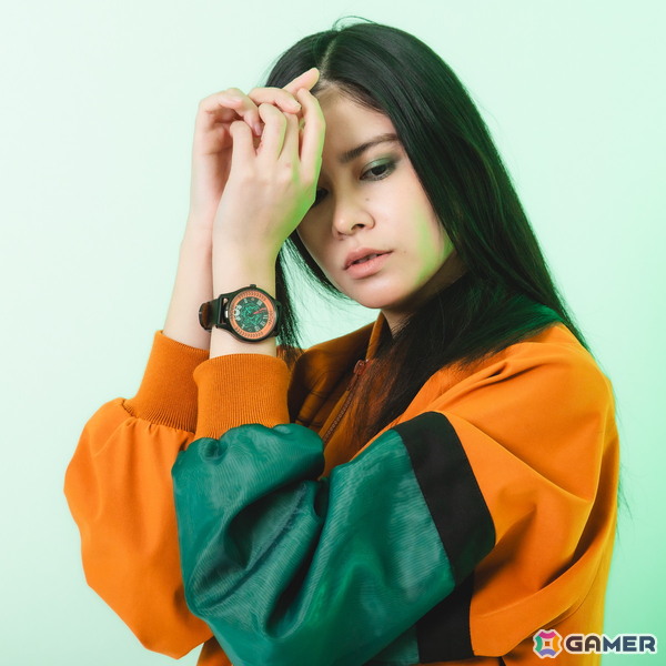 「Hades II」冥界の王女・メリノエを細部まで表現した腕時計、ブルゾン、ボディバッグが登場！の画像