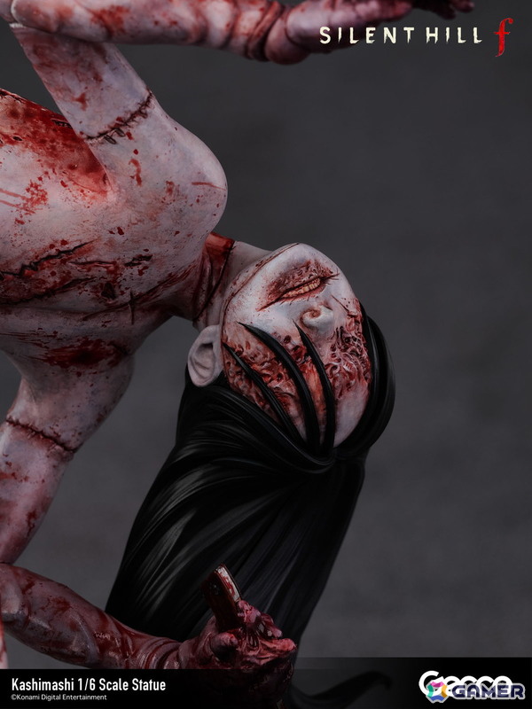 「SILENT HILL f」プレイヤーを追い詰めるバケモノ・カシマシが1/6スケールスタチューとして登場！台座も1960年代の日本の田舎町・戎が丘の路地裏をモチーフにの画像13