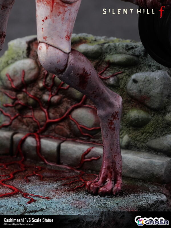 「SILENT HILL f」プレイヤーを追い詰めるバケモノ・カシマシが1/6スケールスタチューとして登場！台座も1960年代の日本の田舎町・戎が丘の路地裏をモチーフにの画像24