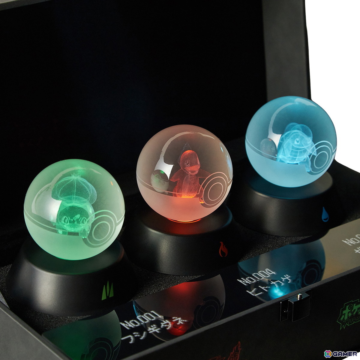 「ポケットモンスター ファイアレッド・リーフグリーン」が2月27日よりSwitchで配信！当時のデザインを再現したパッケージやモンスターボールオブジェのセットもの画像