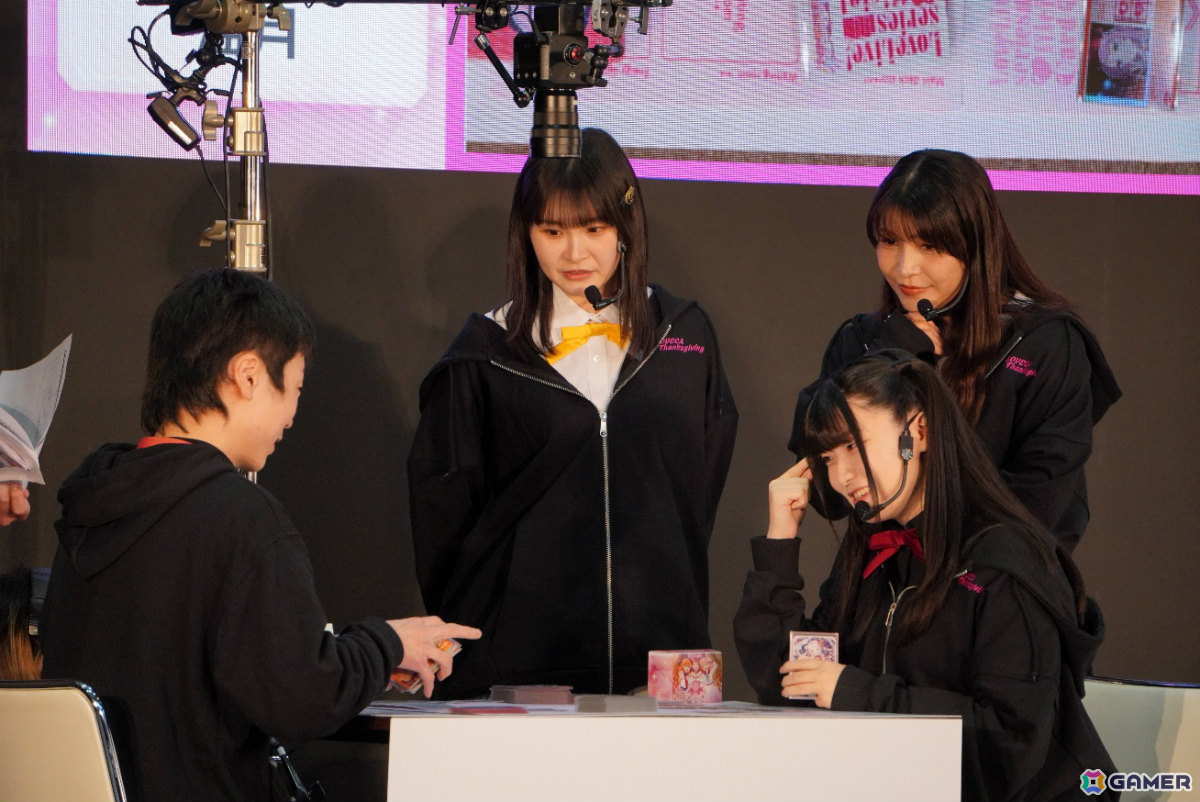 「ラブカ感謝祭」AiScReamが歌うテーマソング「NEXT CARD」は5月23日に配信!「ブースターパック MELLOW MOMENT」も8月8日に発売の画像