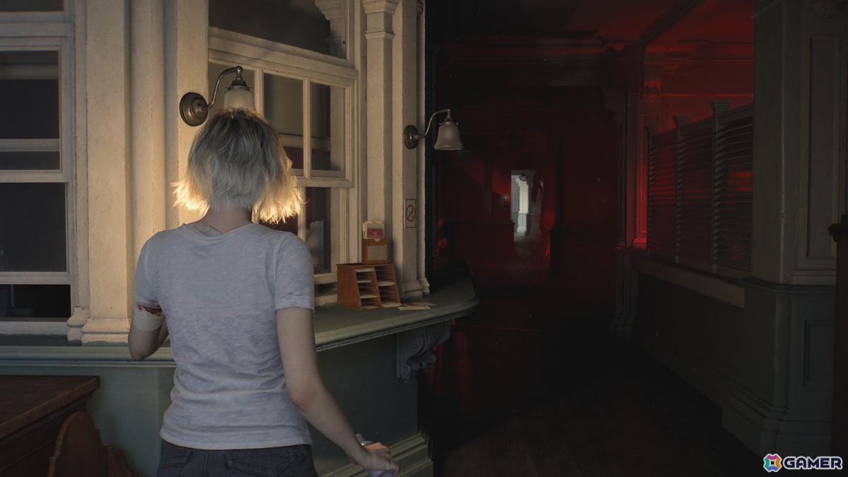 グレース編でも三人称視点に切り替えられる