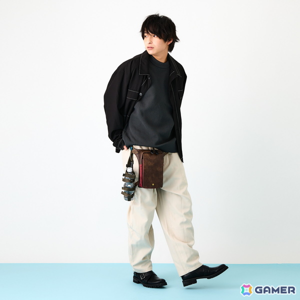 アニメ「ライザのアトリエ」よりライザの装いと冒険の記憶が詰め込まれたコラボ腕時計、レッグバッグ、長財布が登場!の画像