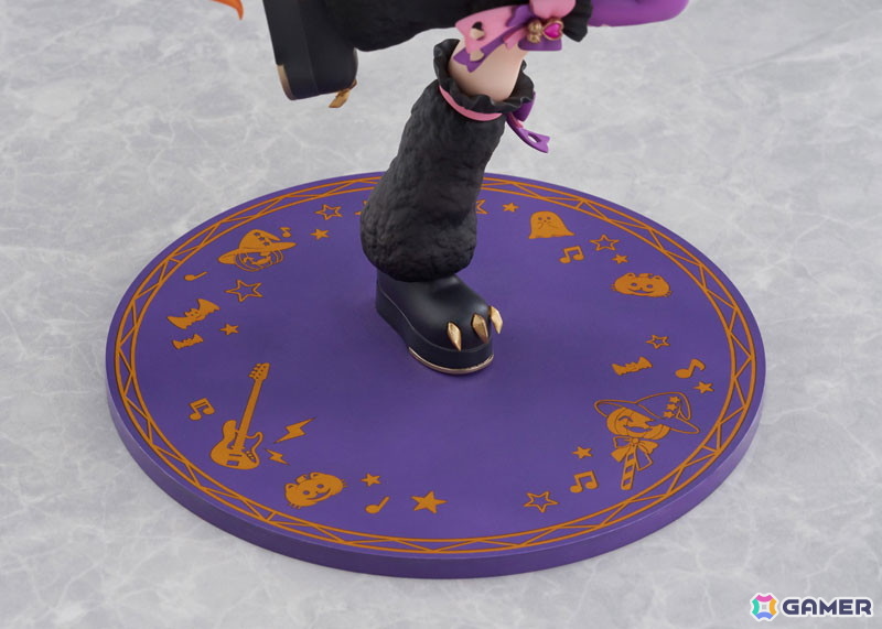 「ウマ娘」ハロウィンの衣装［ろっきん☆MewMeow］を身にまとったマヤノトップガンが立体化！パチッと決まったウィンクがチャーミングさを存分に引き立てるの画像