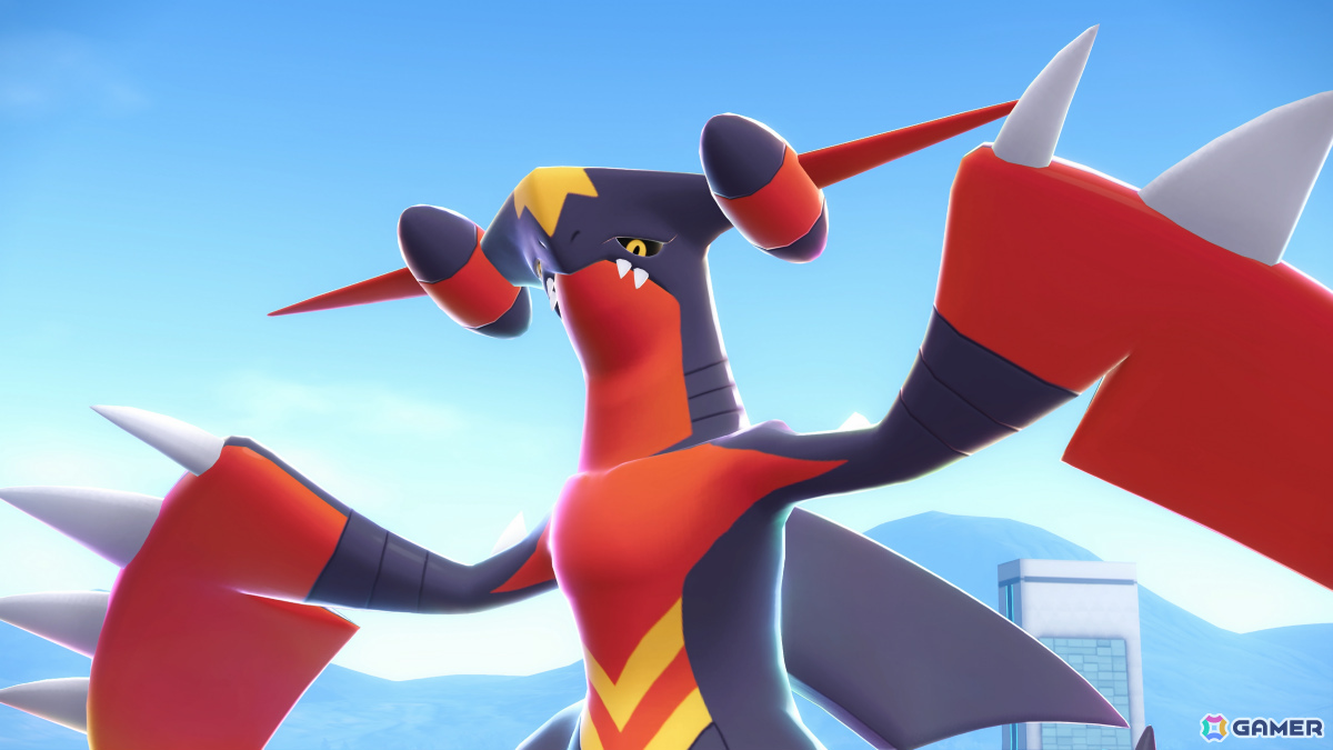 空中から鋭い視線で相手を見下ろします。頭部の両側面には、飛行性能を向上させる小さな翼が。