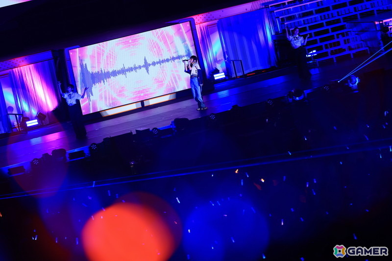 ブラスバンド、ダンサー、バンドによる演奏・演出で「学マス」の音楽を幅広く堪能できた「初星音楽祭」DAY1レポートの画像