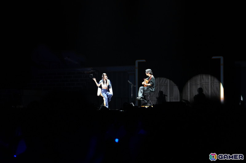 ブラスバンド、ダンサー、バンドによる演奏・演出で「学マス」の音楽を幅広く堪能できた「初星音楽祭」DAY1レポートの画像