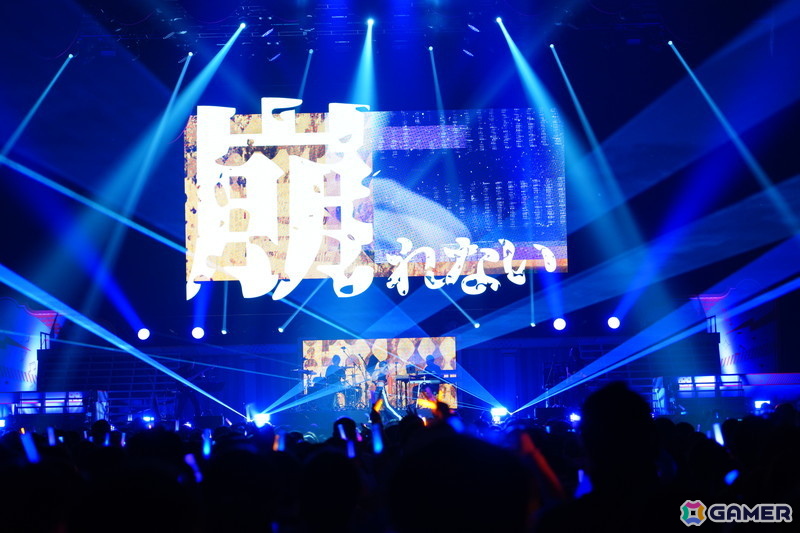 ブラスバンド、ダンサー、バンドによる演奏・演出で「学マス」の音楽を幅広く堪能できた「初星音楽祭」DAY1レポートの画像