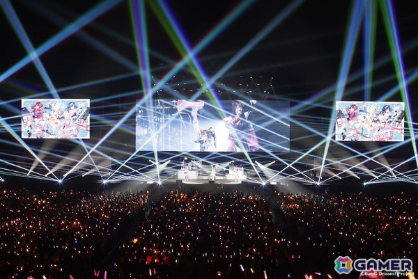 「バンドリ！」10バンド・50名のキャストが出演した10th Anniversary LIVE「In the name of BanG Dream!」が開催！の画像4