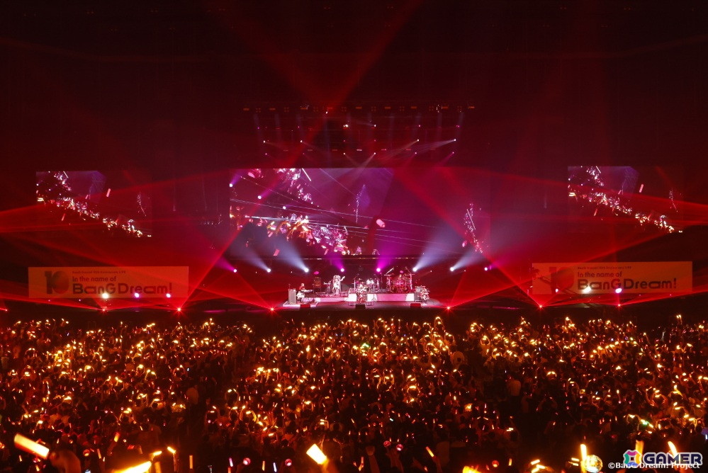 「バンドリ！」10バンド・50名のキャストが出演した10th Anniversary LIVE「In the name of BanG Dream!」が開催！の画像