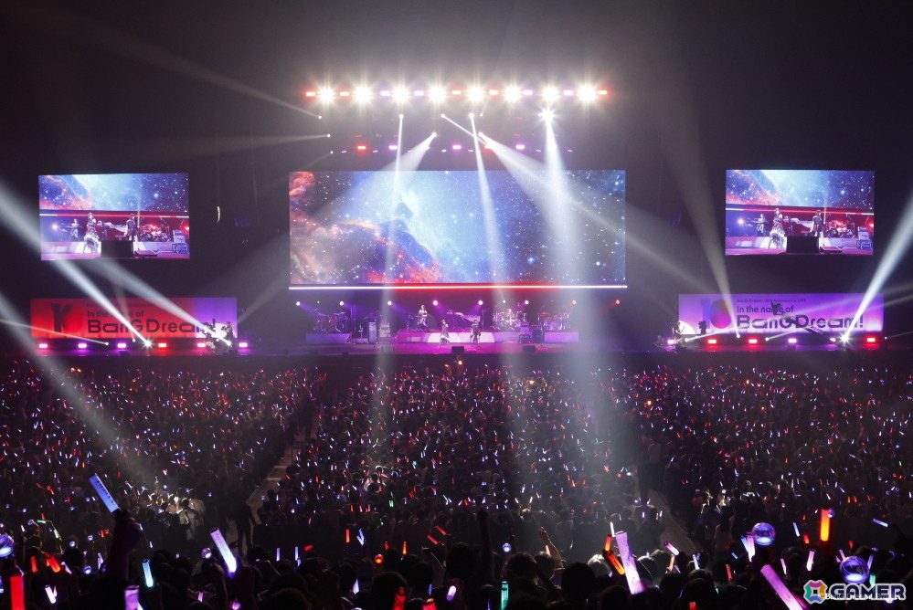 「バンドリ！」10バンド・50名のキャストが出演した10th Anniversary LIVE「In the name of BanG Dream!」が開催！の画像