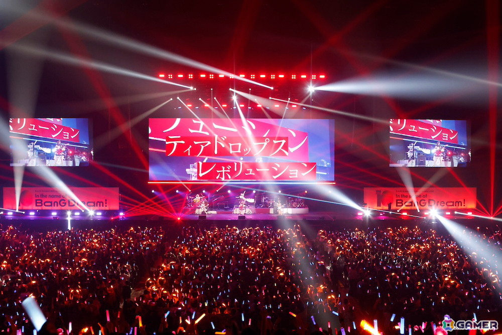 「バンドリ！」10バンド・50名のキャストが出演した10th Anniversary LIVE「In the name of BanG Dream!」が開催！の画像