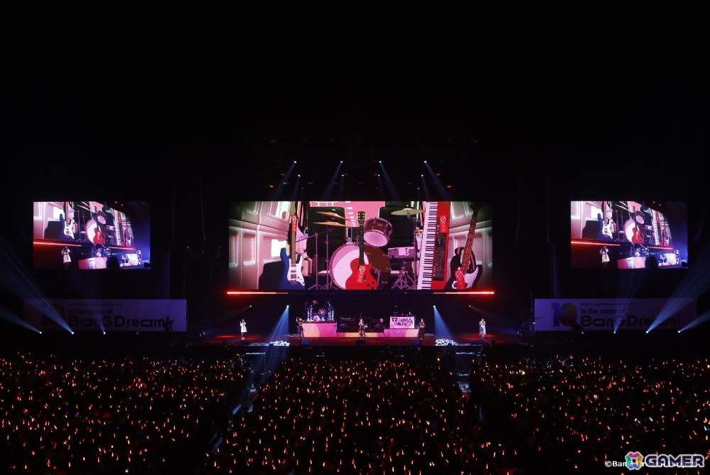 「バンドリ！」10バンド・50名のキャストが出演した10th Anniversary LIVE「In the name of BanG Dream!」が開催！の画像