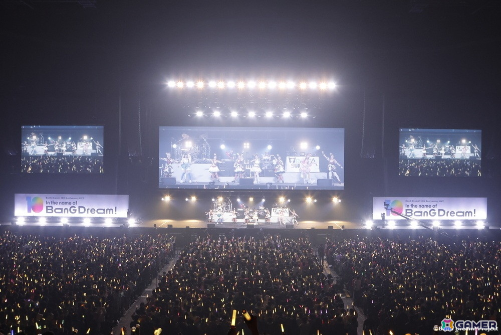 「バンドリ！」10バンド・50名のキャストが出演した10th Anniversary LIVE「In the name of BanG Dream!」が開催！の画像