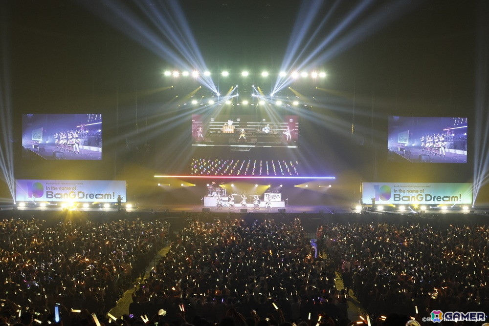 「バンドリ！」10バンド・50名のキャストが出演した10th Anniversary LIVE「In the name of BanG Dream!」が開催！の画像